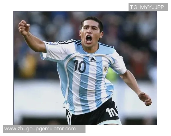 足球场上的传奇身影 4号球员的荣耀与传奇时刻